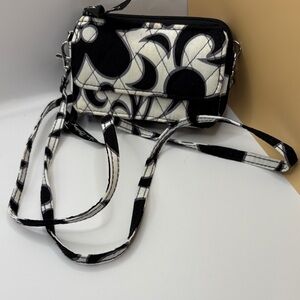 Vera Bradley Stylish Black and White Women's Bag